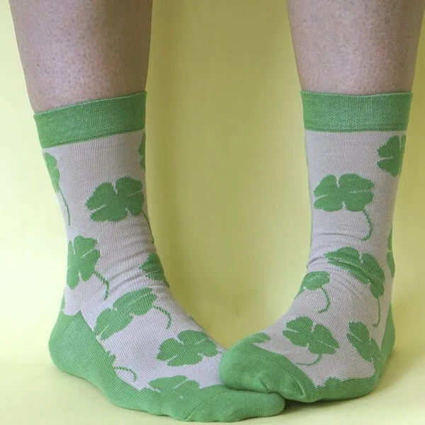 Fräulein Prusselise Fräulein Prusselise Kleeblatt Glück Socken grün beige bunt – Produktbild 1 von 3