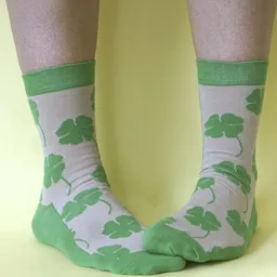 Fräulein Prusselise Fräulein Prusselise Kleeblatt Glück Socken grün beige bunt – Produktbild 1 von 1
