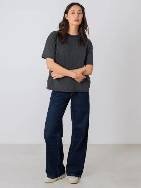 Honest Basics Honest Basics OG Shirt aus Bio- und recycelter Baumwolle, Charcoal, – Produktbild 2 von 4