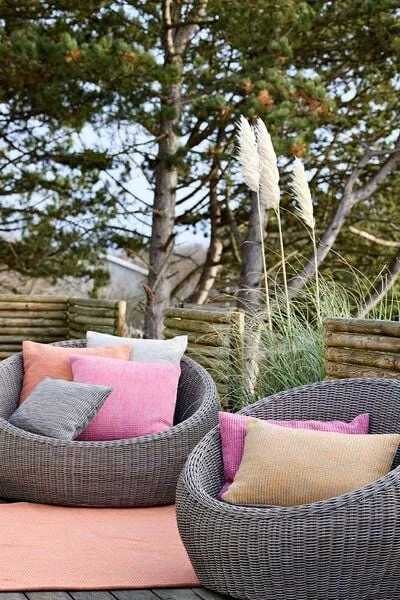 liv interior liv interior Recyceltes In-/Outdoor Kissen MELANGE, Gelb, – Produktbild 2 von 4