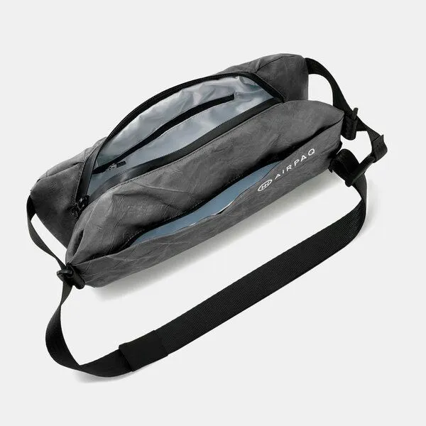 Airpaq Airpaq Große Bauchtasche 'Hip bag' aus Autoschrott, Anthrazit, – Produktbild 2 von 4