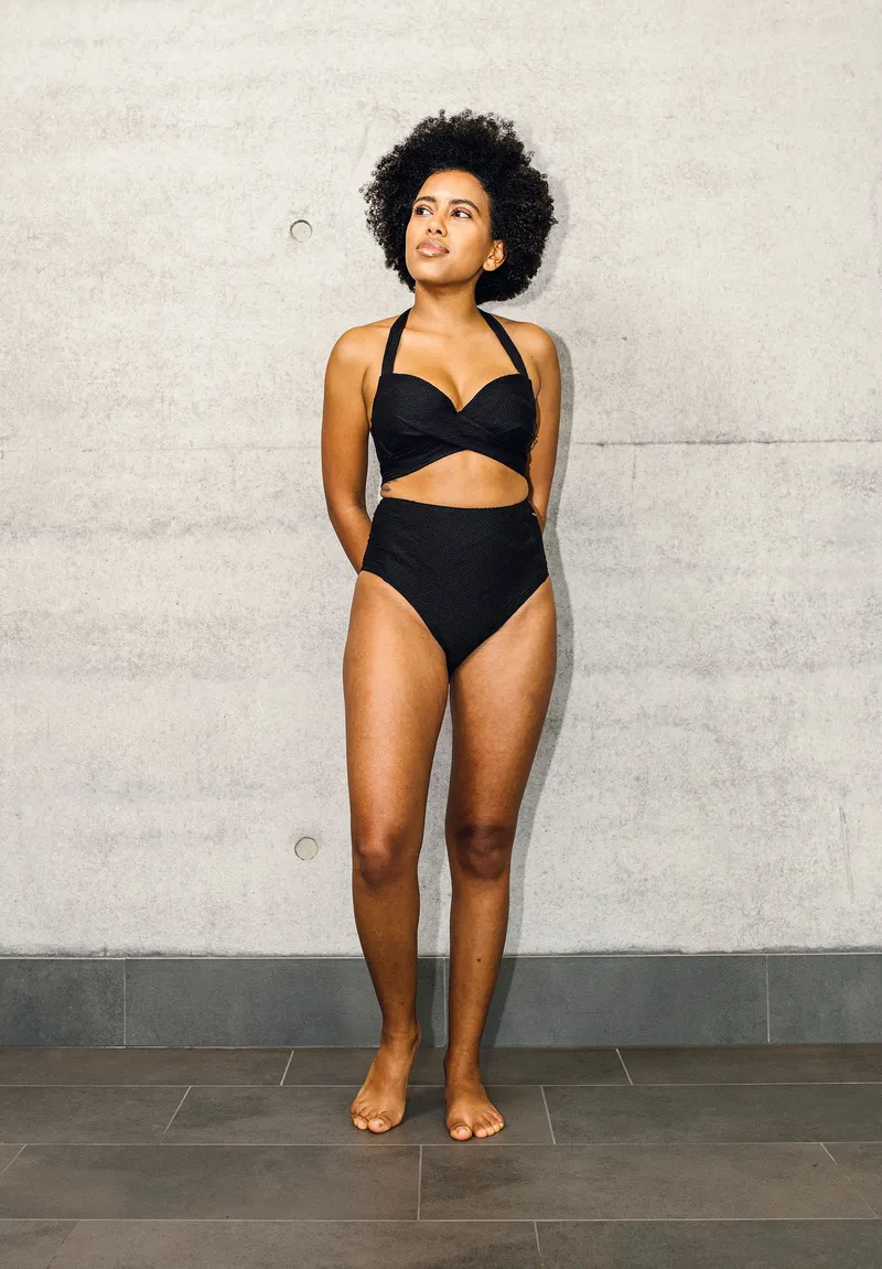 Lovjoi LOVJOI Damen vegan Bikinioberteil Abelia Schwarz Struktur, Schwarz, – Produktbild 1 von 1
