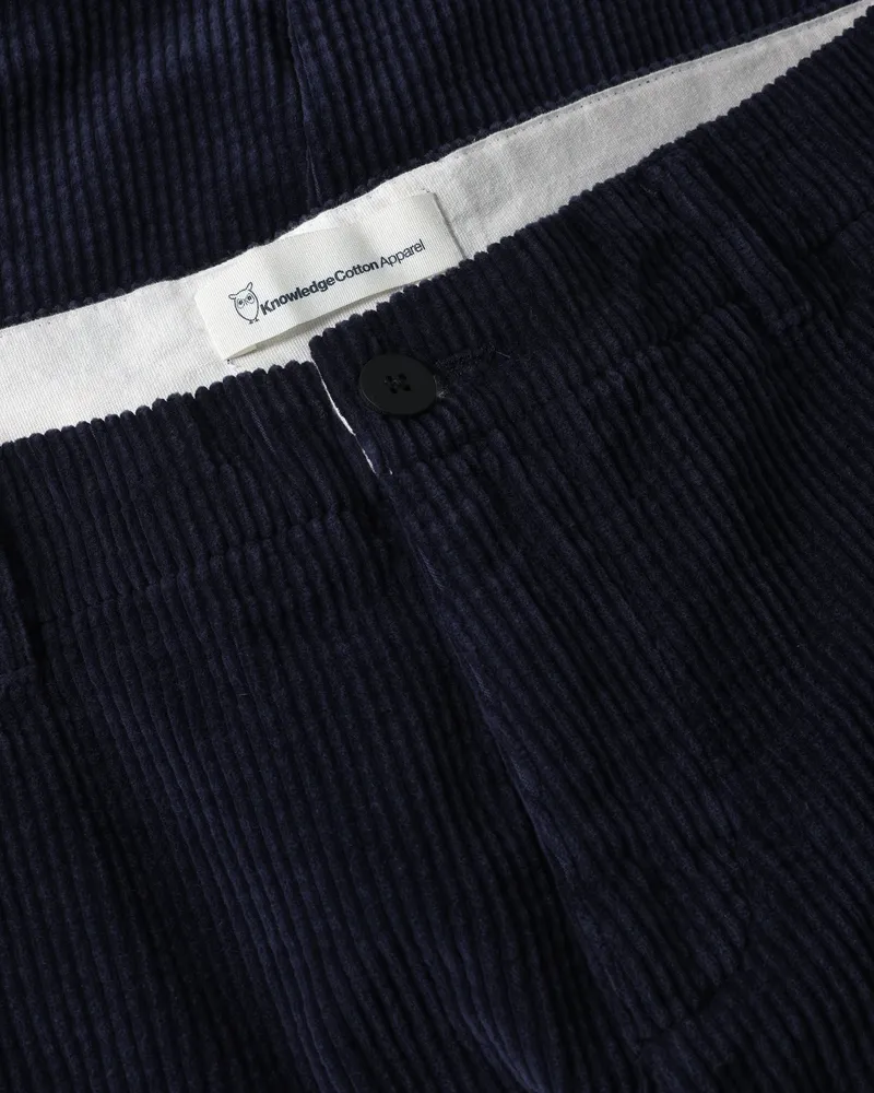 KnowledgeCotton Apparel KnowledgeCotton Apparel Herren vegan Hose Chuck Regular Cord Night Sky Blau, Blau, – Produktbild 2 von 2
