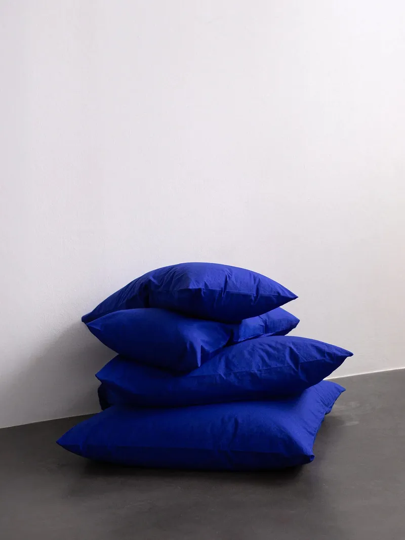 erlich textil erlich textil Fred Kopfkissenbezug aus weicher Bio-Baumwolle, made in Europe, Knallblau, – Produktbild 1 von 8