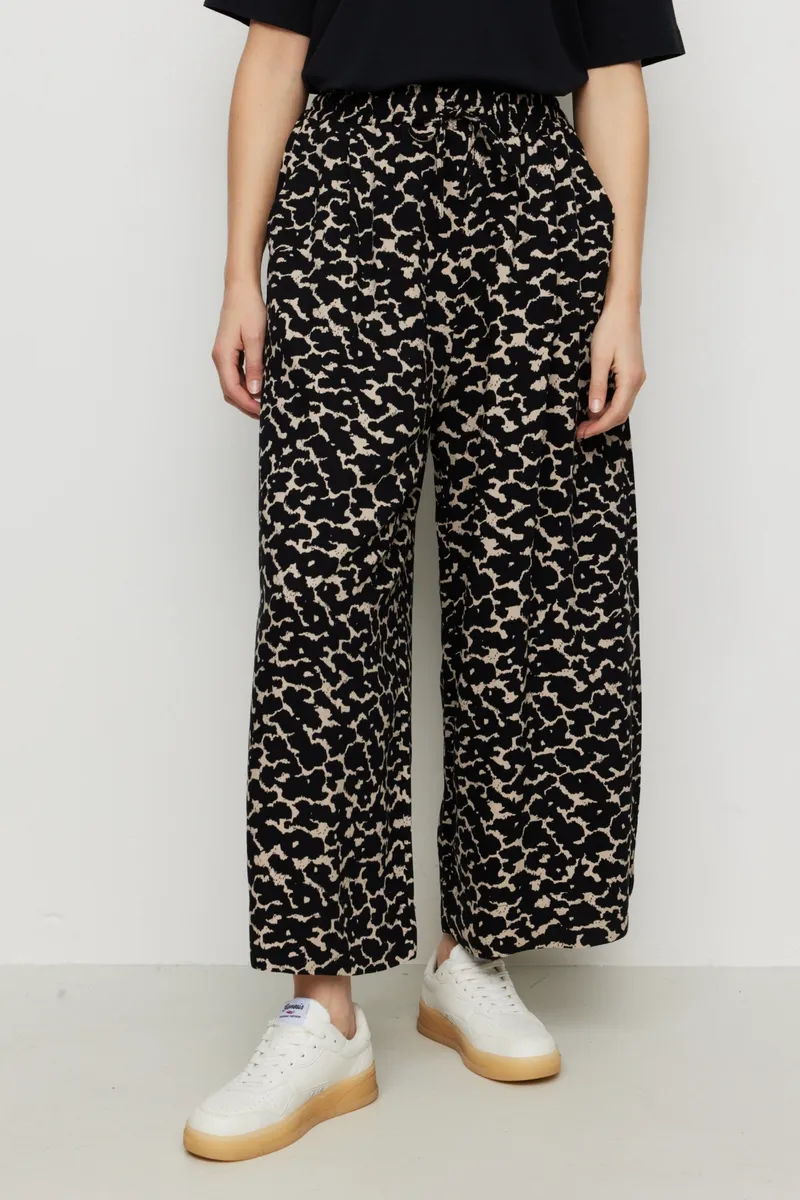 recolution recolution Damen vegan Hose Sequoia Clouds Schwarz, Schwarz, – Produktbild 2 von 2