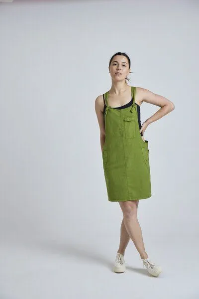 Flax and Loom Flax and Loom Leinen Latzkleid Peggy, Spring green (grün), – Produktbild 1 von 6