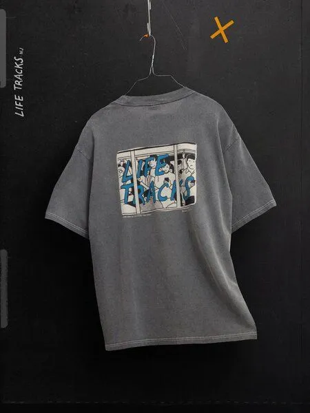 Nudie Jeans Nudie Jeans Koffe T-Shirt Life Tracks III, Antracite (dunkelgrau), – Produktbild 4 von 4
