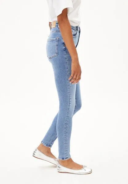ARMEDANGELS ARMEDANGELS INGAA Damen Skinny Jeans High Waist Bio-Baumwoll Mix X-Stretch, Sky blue, – Produktbild 4 von 4