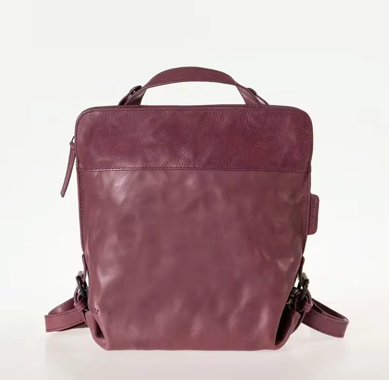aunts & uncles aunts & uncles Grandma's Luxury Club Mrs. Crumble Cookie multifunktional: Rucksack/Umhängetasche tulipwood, Red, – Produktbild 1 von 1