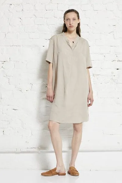 Wunderwerk Wunderwerk Damenkleid aus Tencel "Tunic dress 1/2 TENCEL", Hellbraun (light sand 222), – Produktbild 2 von 4