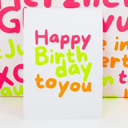 Bow & Hummingbird Bow & Hummingbird Postkarte "Happy Birthday" (Neon) aus Recyclingpapier – Produktbild 1 von 1