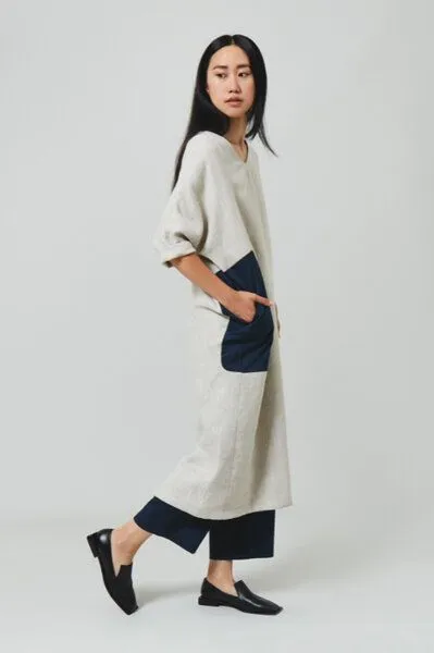 Elsien Gringhuis Elsien Gringhuis Kimonokleid mit grafischer Tasche, Beige, – Produktbild 2 von 4