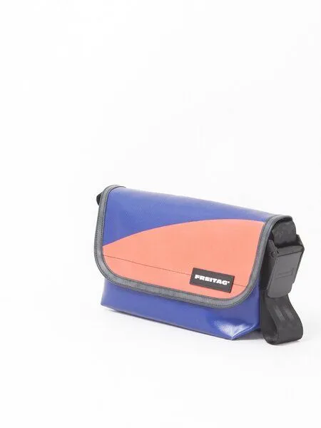 Freitag Freitag F41 Hawaii Five-O - blue red (000004289803) – Produktbild 2 von 3