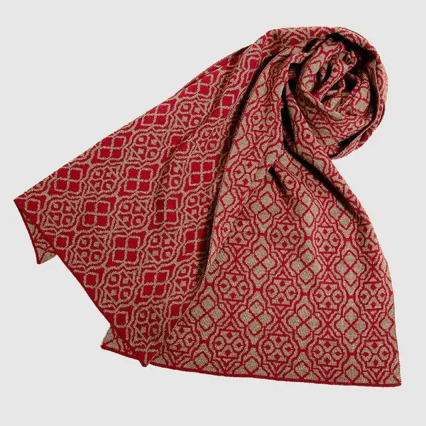 LANARTO slow fashion LANARTO slow fashion Schultertuch Libelle aus mulesingfreier Merinowolle made in germany, Rot (bordeaux), – Produktbild 2 von 3