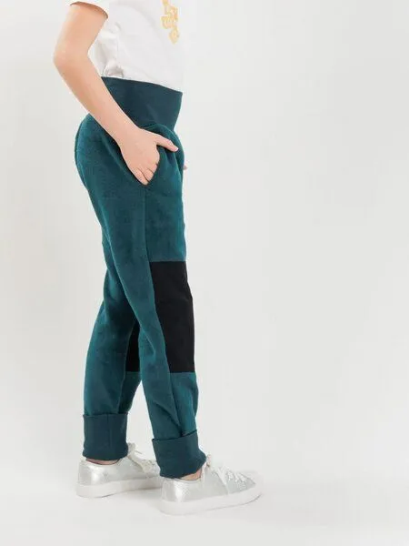 Babbily Babbily Verstellbare Fleece Hose mit robustem Knie - 100% Bio-Baumwolle, Grün, – Produktbild 2 von 4