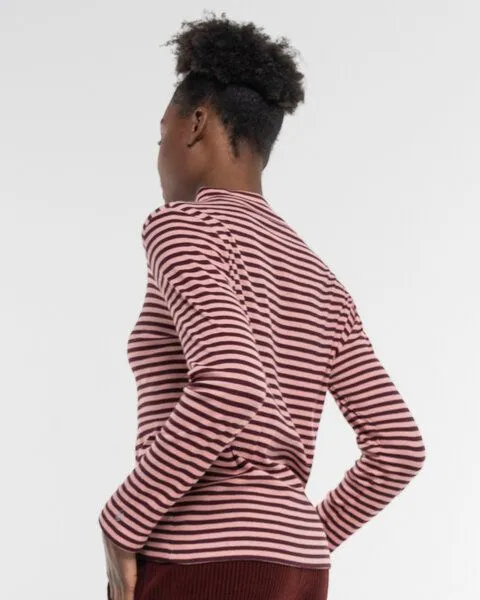 Alma & Lovis Alma & Lovis Turtleneck Ringelshirt aus softer Bio-Baumwolle | Ringel Turtleneck, Woodrose (rosa), – Produktbild 4 von 4