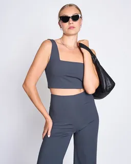 JAN N JUNE JAN N JUNE Top CANCUN aus recycelten Materialien – Produktbild 1 von 1
