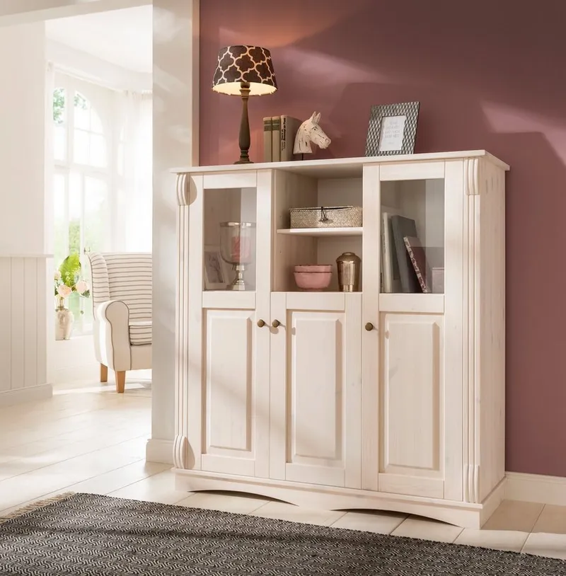 OTTO home Highboard Teresa (Maße (B/T/H): 119/40/120 cm), Vitrine, Türen mit Glaseinsätzen, aus massiver Kiefer, FSC®, Weiß, – Produktbild 3 von 5