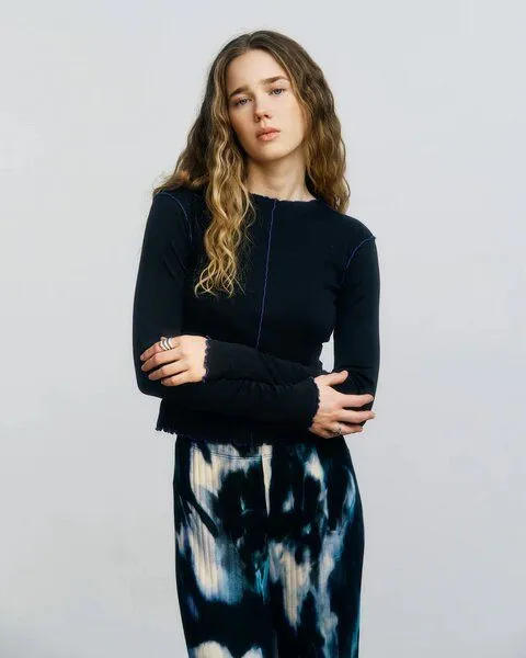 Rotholz Rotholz - Pin-Tucked Longsleeve, Black tie-dye, – Produktbild 2 von 4