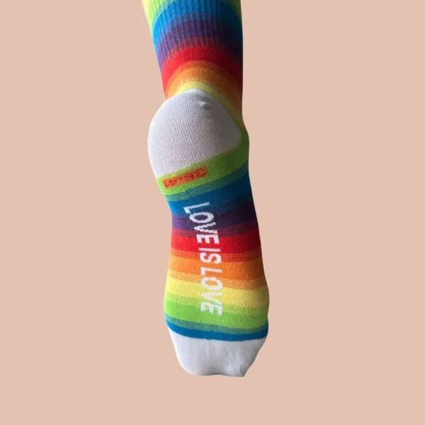 Nae Vegan Shoes Nae Vegan Shoes NAE | Love is Love Rainbow Sock, White, – Produktbild 2 von 3