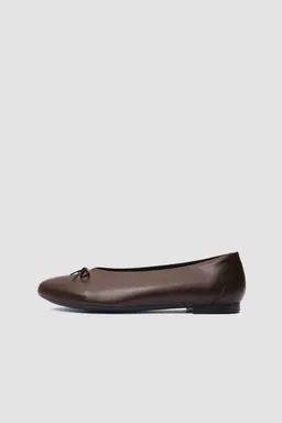 BOHEMA BOHEMA Damen vegan Ballet Flats Mossy Chocolate Braun – Produktbild 1 von 1