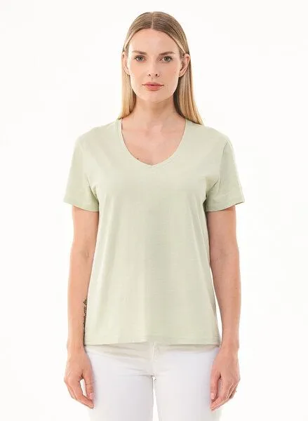 ORGANICATION ORGANICATION Damen Basic T-Shirt aus Bio-Baumwolle mit V-Ausschnitt, Grün(soft green), – Produktbild 1 von 4
