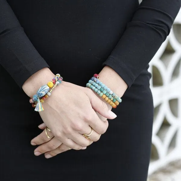Worldfinds Worldfinds Kantha Rainbow Spiral Armband, Bunt, – Produktbild 3 von 3