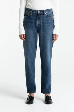 Kings Of Indigo Kings of Indigo Damen vegan Jeans Cropped Caroline Zintare Dunkel – Produktbild 1 von 1