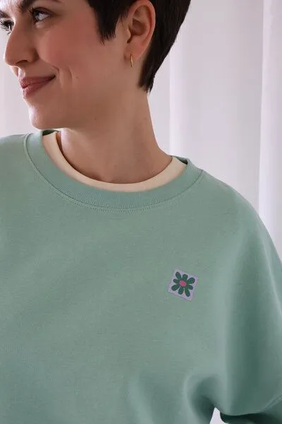Kultgut Kultgut Artdesign - Goodness Pulloversweater im Boxistyle / Little Flower, Grün, – Produktbild 2 von 4