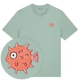 LIGARTI Besticktes T-Shirt – Kurt der Kugelfisch – LIGARTI Tiermanufaktur – Produktbild 1 von 1