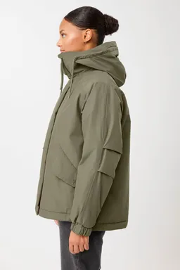 LangerChen LangerChen Damen vegan Gesteppter Kurzer Parka Sencha – Produktbild 1 von 1