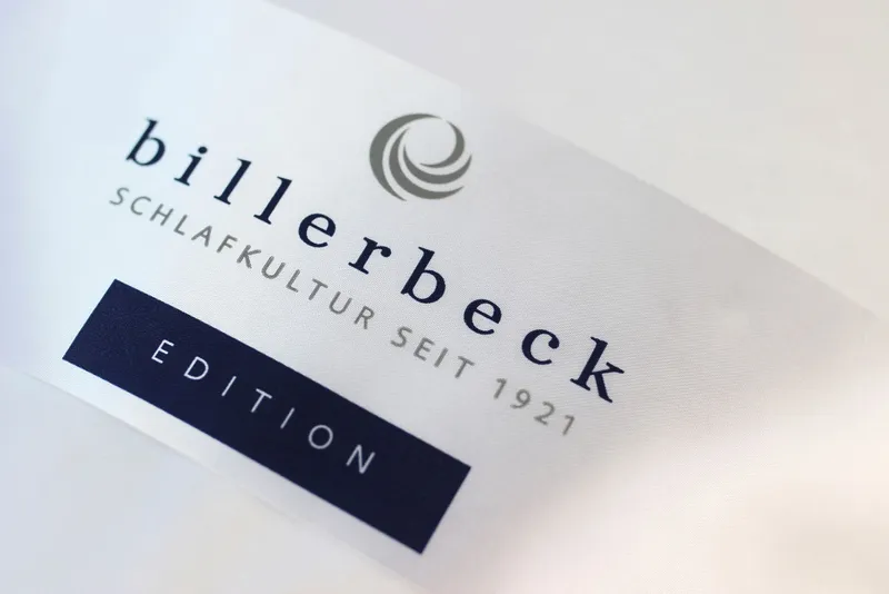 billerbeck Microfaserkissen Emelie, Kissen made in Germany, Kuscheliges Faserkissen, Füllung: 70% Polyester, & 30% Lyocell TENCEL™, Bezug: 100% Baumwolle, Seitenschläfer, Bauchschläfer, Rückenschläfer, mit separat waschbarer und Aloe-Vera veredeltem Bezug, Weiß, – Produktbild 5 von 8