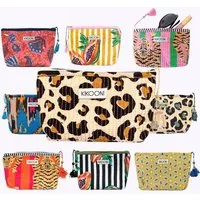 KIKOONI KIKOONI Geldbörsen | kleine Taschen | Passtasche "Mini Traveler", Shiki mi pink, – Produktbild 1 von 1