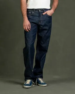 Kuyichi Kuyichi Herren Jeans LARRY Loose Fit aus recycelter Baumwolle – Produktbild 1 von 1