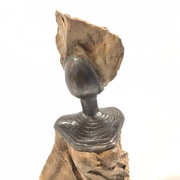 Moogoo Creative Africa Moogoo Creative Africa Bronze-Skulptur "Femme du Sahel" by Patrice Balma Unikate 36-42cm – Produktbild 5 von 8