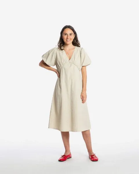 MATONA Matona Midikleid | V-Neck Dress | aus Bio-Baumwolle | GOTS-zertifiziert, Sand, – Produktbild 1 von 4