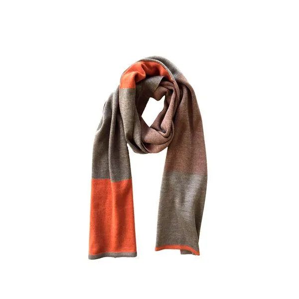austriandesign.at austriandesign.at SchlaufenSchal aus extrafeiner Merinowolle, Natur/orange, – Produktbild 3 von 3