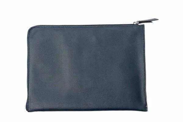 GREVIRO GREVIRO Laptop & Device Tasche aus Kaktusleder (vegan) - für MacBook, iPad, Surface, Galaxy & HP EliteBook bis 14", Blau genarbt, – Produktbild 1 von 4