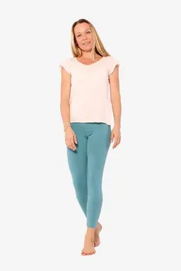 YOIQI YOIQI Shirt mit kurzem Arm aus biologischer Baumwolle – Produktbild 1 von 1