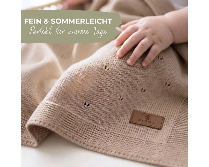 Babydecke DIKOS® aus *100%* Bio Baumwolle, Strickdecke, Geschenk zur Geburt, DIKOS, PREMIUM Qualität, Sommerdecke Ajour, 75x100, atmungsaktiv, weich, Warmes taupe, – Produktbild 2 von 5