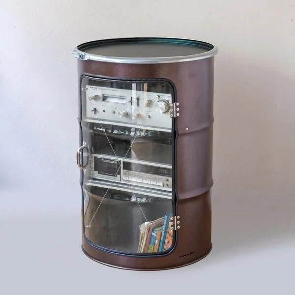 Lockengelöt Lockengelöt HiFi Vitrine aus einem Hamburger Ölfass, Kupfer (struktur-gepulvert), – Produktbild 1 von 2