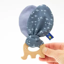 Flosinn Flosinn Knisterohren Baby mit Beißring Elefant Bio-Greifling – Produktbild 1 von 1