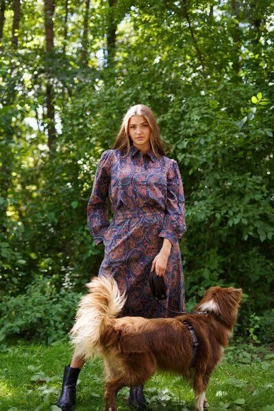 Haus of Namaste Haus of Namaste Paisley-Rock in Orange und Blau, 100 % Baumwolle, handbedruckt, nachhaltiger veganer Rock. – Produktbild 4 von 4