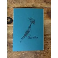 NanMa NanMa Handgebundenes Notizbuch „Vögel“ – In Österreich bedrucktes Skizzenbuch für Zeichnen und Journaling – Produktbild 1 von 1