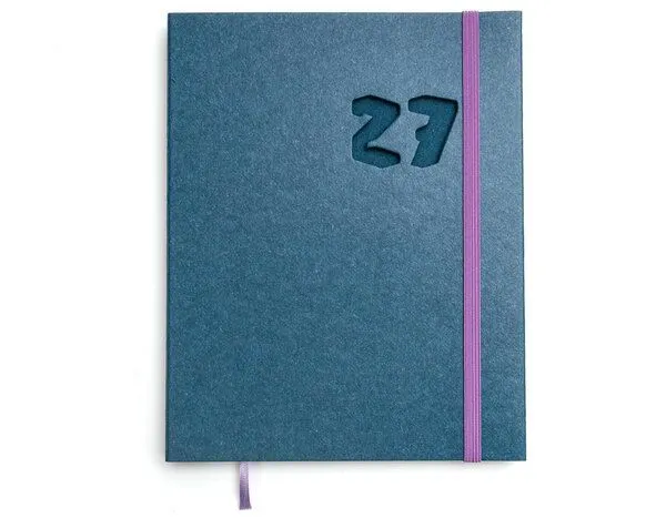 tyyp tyyp Terminplaner 2027 – Buchkalender A5+ mit Schweizer Broschur – Recyclingpapier – vegan & handgefertigt ✓ Mit Raum für Achtsamkeit, Rot, – Produktbild 1 von 4