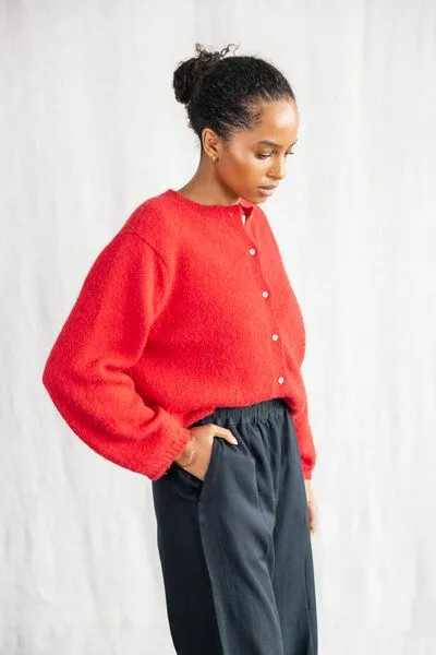 Jyoti - Fair Works Jyoti - Fair Works Baby-Alpaka Strickcardigan Sullana, Koralle, – Produktbild 2 von 4