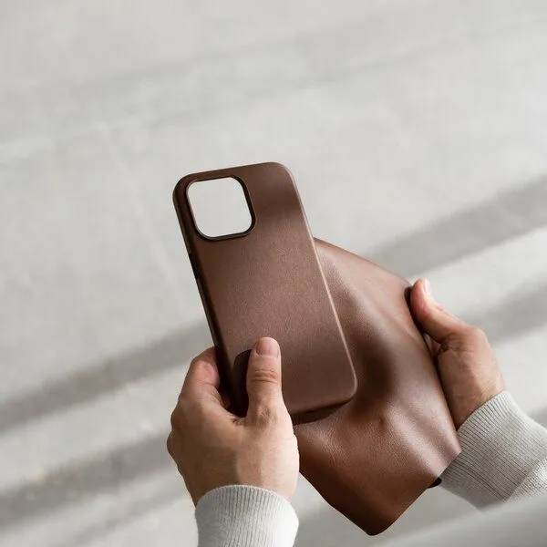 Woodcessories Woodcessories iPhone Leder Hülle aus Aloe Vera Pflanzen, Braun, – Produktbild 3 von 4