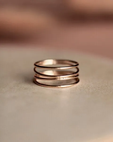lille mus lille mus Ring 'Loop Basic' 925 Silber, Gold, – Produktbild 2 von 4