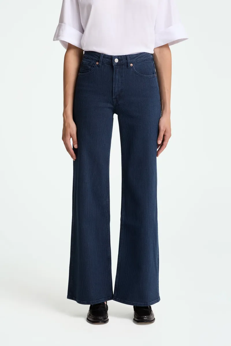 Kings Of Indigo Kings of Indigo Damen vegan Jeans Flare Jane Mid Indigo Cord, Dunkelblau, – Produktbild 1 von 1