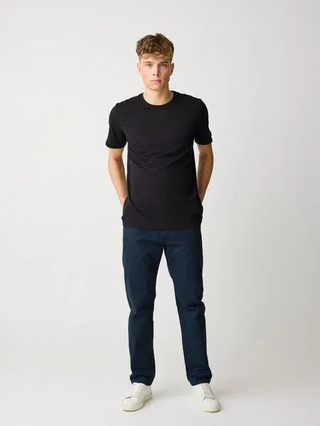 KnowledgeCotton Apparel KnowledgeCotton Apparel Chino-Twill-Hosen CHUCK aus Bio-Baumwolle - ROC/GOTS/Vegan, Blau (total eclipse), – Produktbild 1 von 5